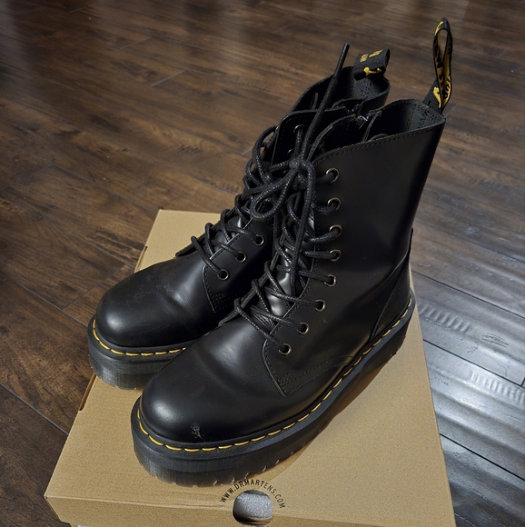 Dr. Martens Jadon Smooth Leather Boots - Picture 3 of 7